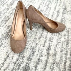Kelly & Katie Taupe Suede Heels